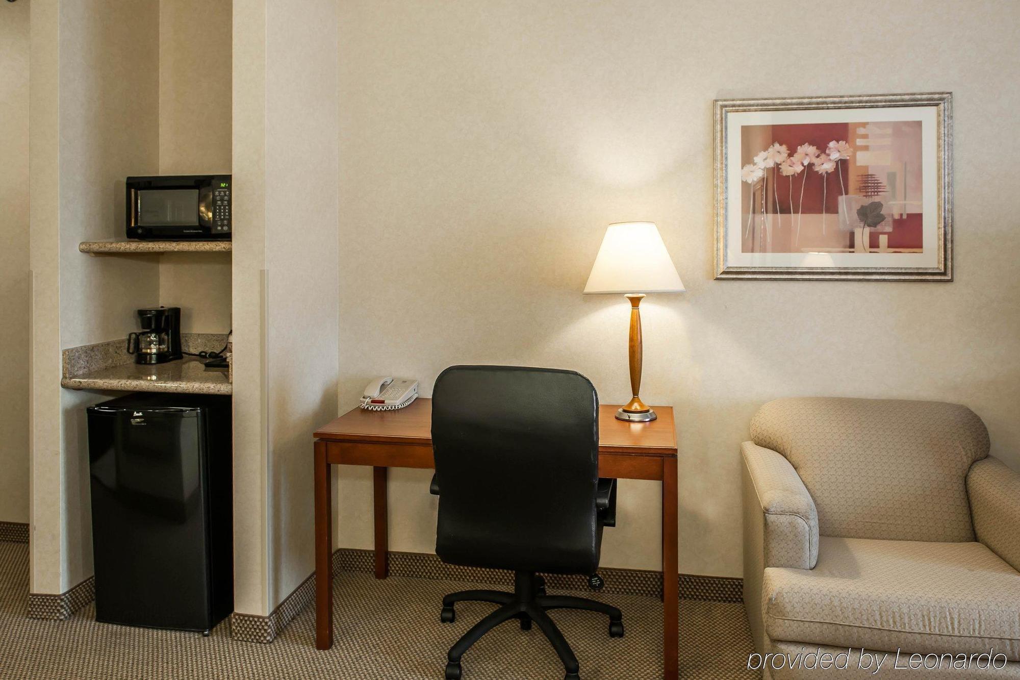 Comfort Suites South Elkhart Exteriör bild