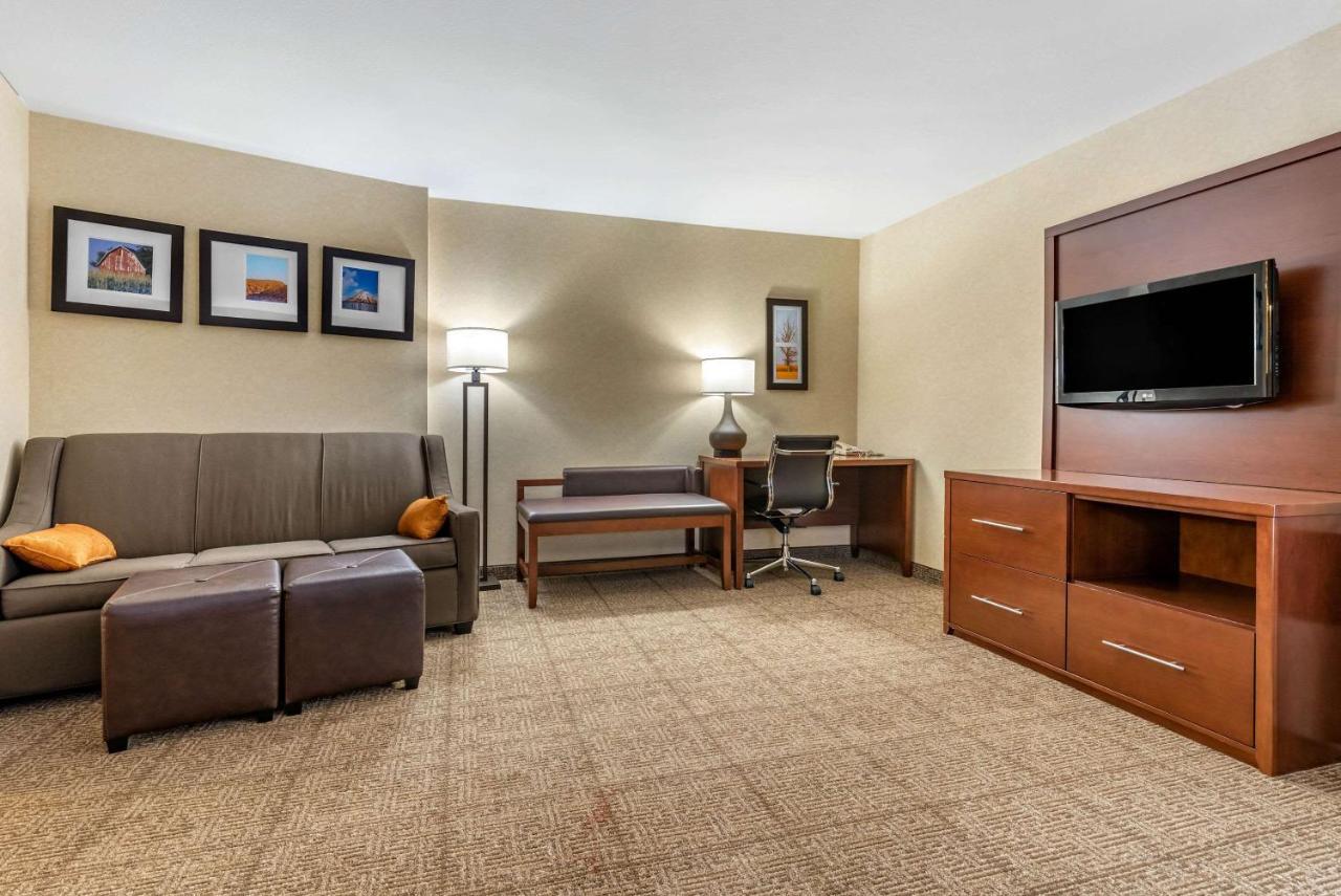 Comfort Suites South Elkhart Exteriör bild