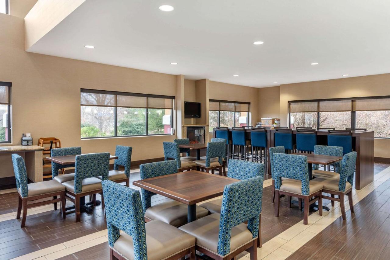 Comfort Suites South Elkhart Exteriör bild